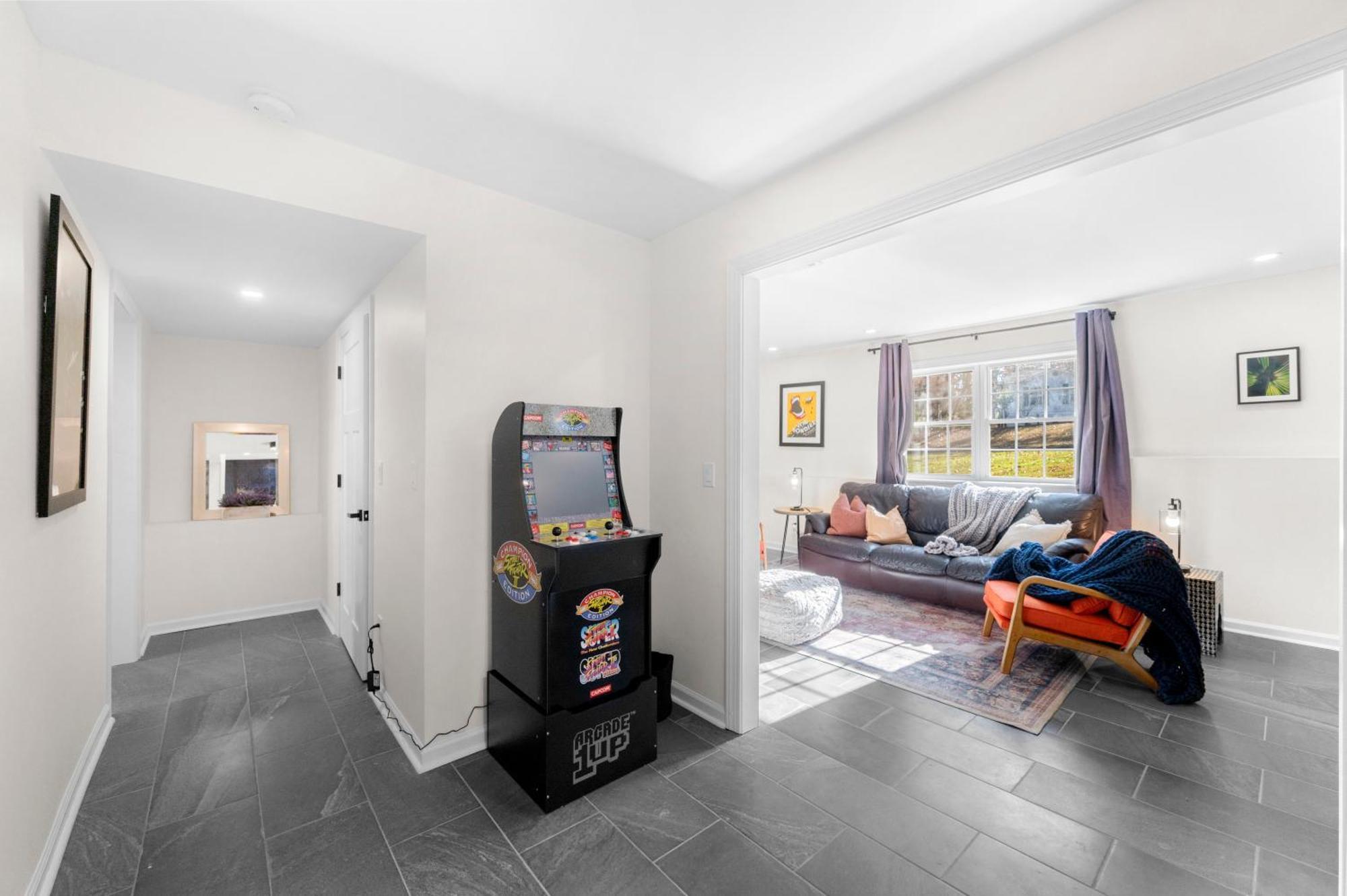 Outdoor Projector, Arcade, Fire Pit, 2 Car Garage, 2 Living Rooms สเนลวิลล์ ภายนอก รูปภาพ